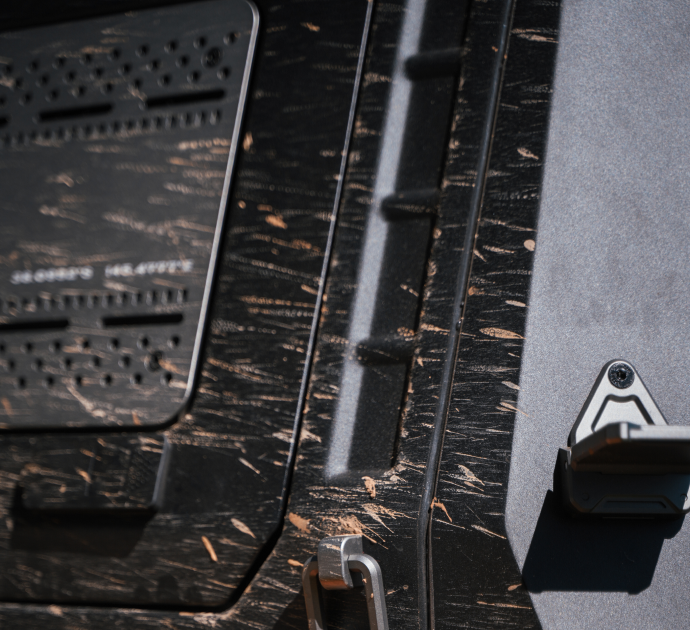 RIDGECAP™ Aluminium Canopy for Triton GSR